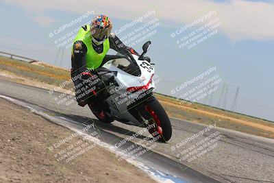 media/May-29-2023-Lets Ride (Mon) [[943717a907]]/B Group/1220pm (Grapevine)/